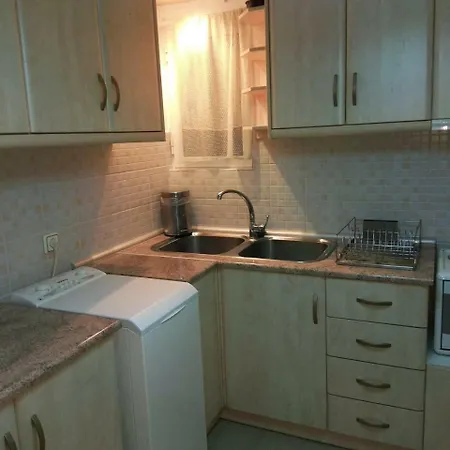 Neratza Beach Apartment Nerantza
