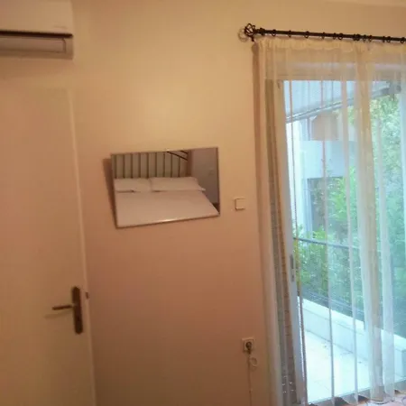 Neratza Beach Apartment *