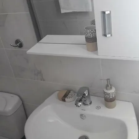 Apartment Neratza Beach *